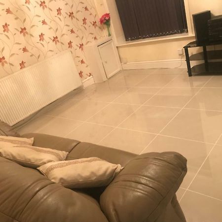 Entire B&B Burnley Bagian luar foto