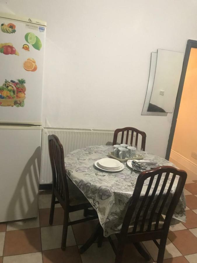 Entire B&B Burnley Bagian luar foto